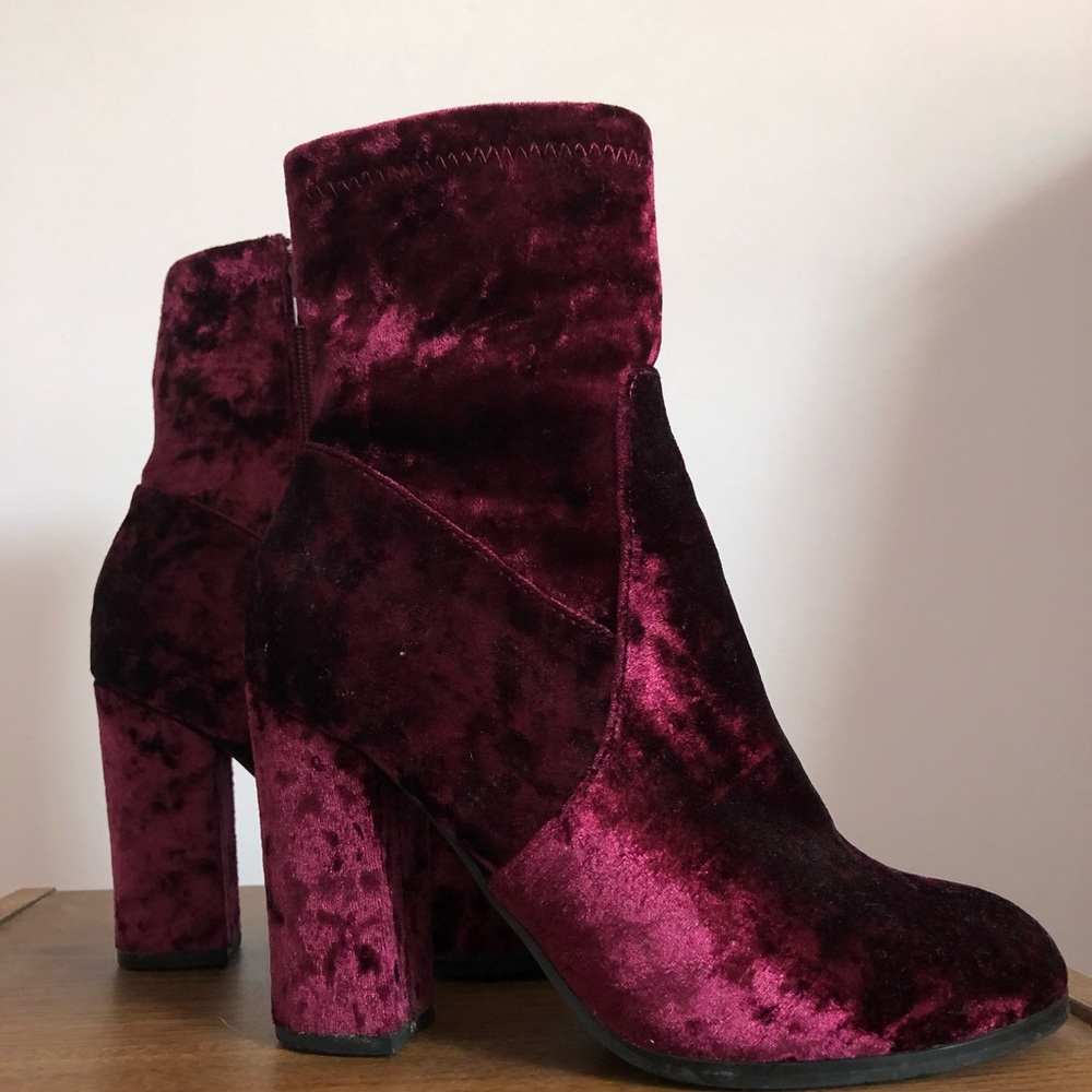 Velvet sock booties